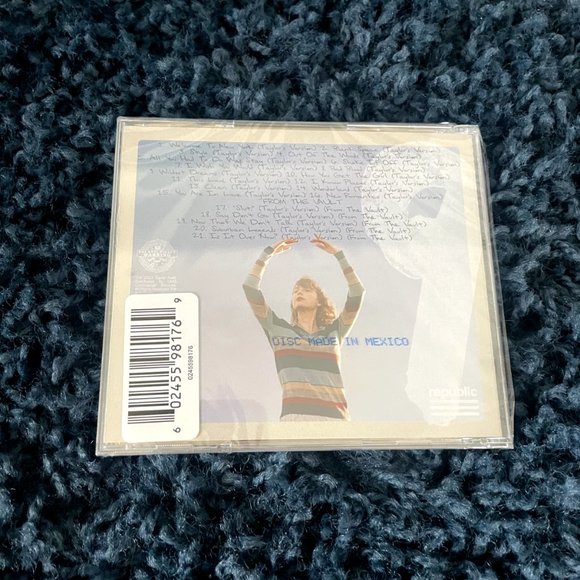 Taylor Swift 1989 Taylor's Version Sunshine Yellow Deluxe CD Sealed Polaroids - Picture 2 of 2
